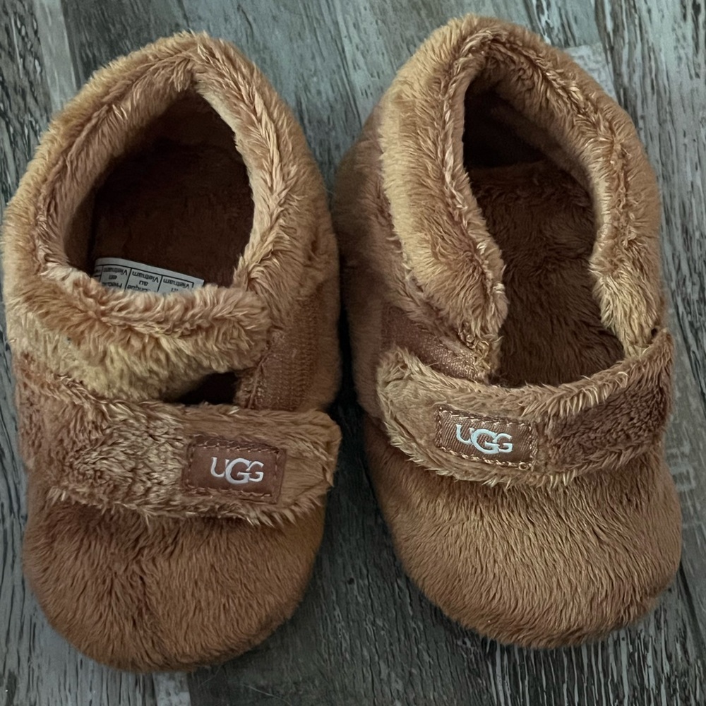 UGG Infants Bixbee Terry Cloth Bootie
